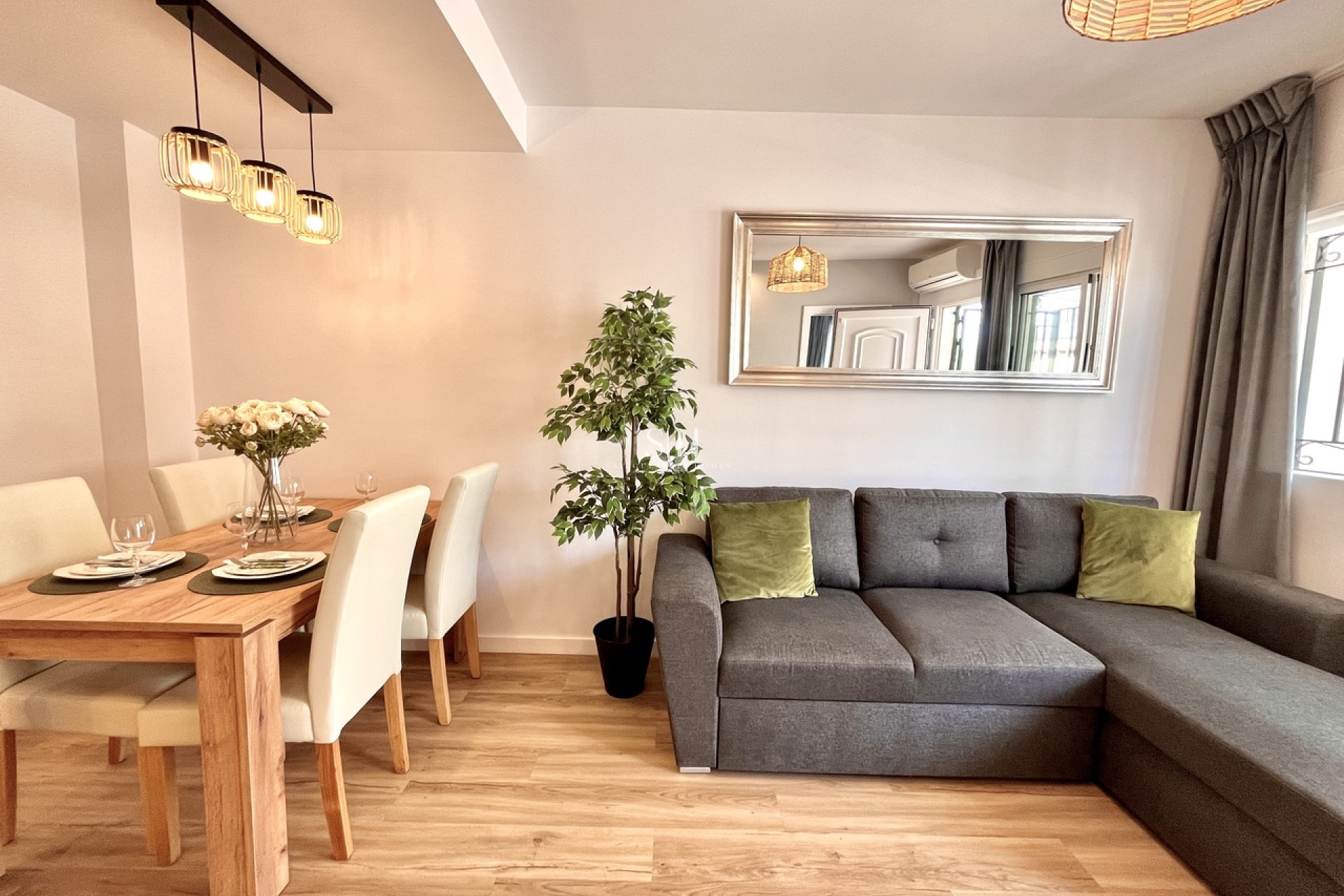 Resale - House - Playa Flamenca - Costa Blanca