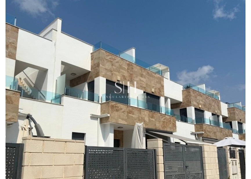 Resale - House - Playa Flamenca