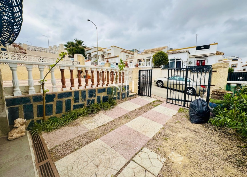 Resale - House - San Fulgencio - La Marina