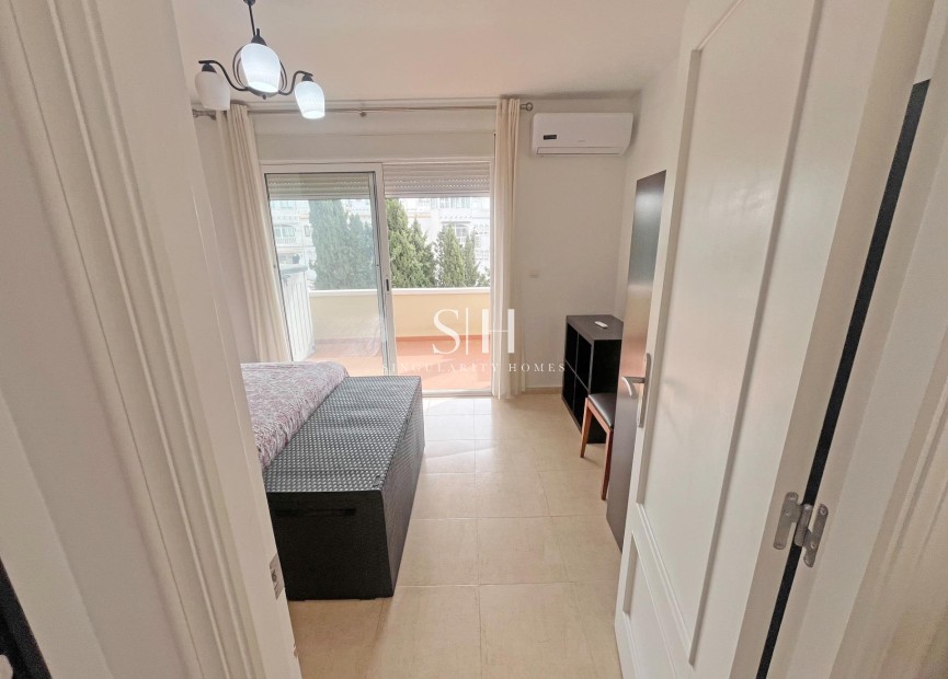 Resale - House - San Miguel de Salinas - Las Filipinas