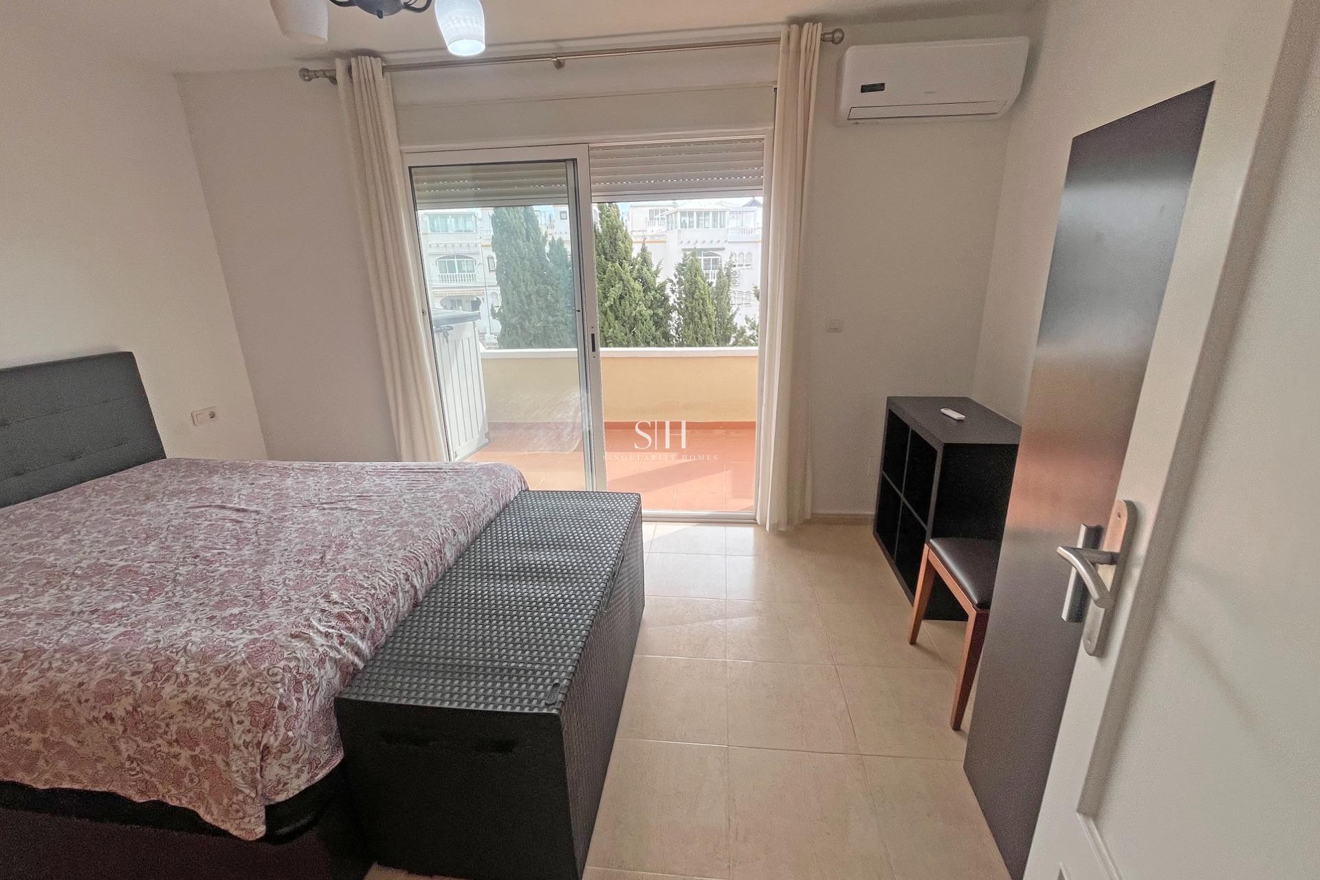 Resale - House - San Miguel de Salinas - Las Filipinas