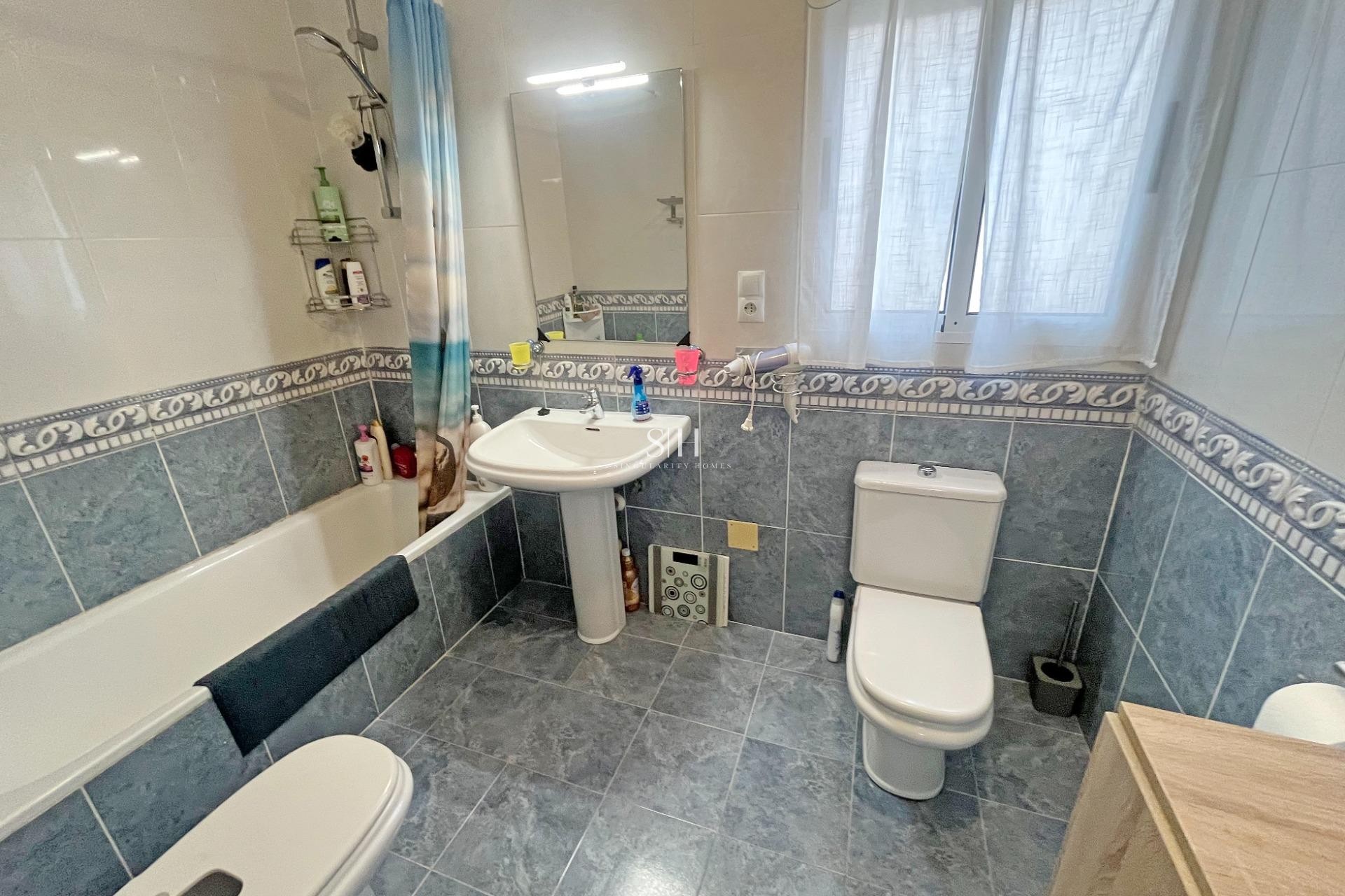 Resale - House - San Miguel de Salinas - Las Filipinas