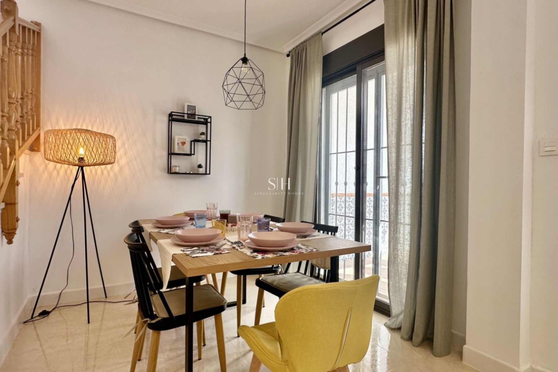 Resale - House - San Miguel de Salinas