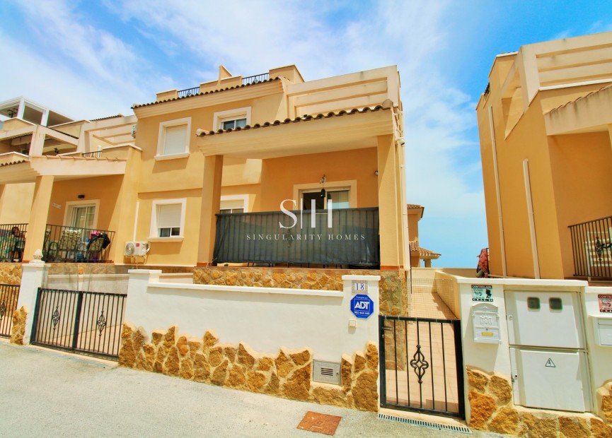 Resale - House - San Miguel de Salinas