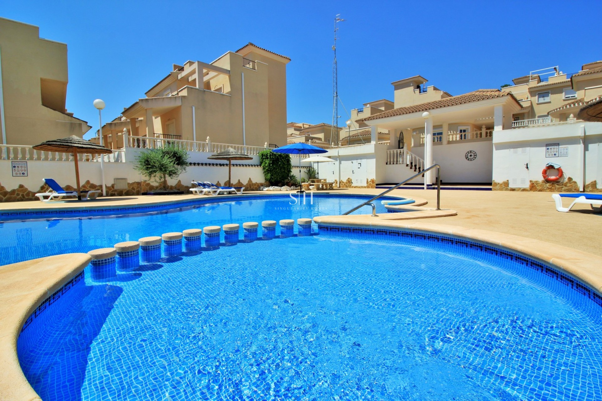 Resale - House - San Miguel de Salinas