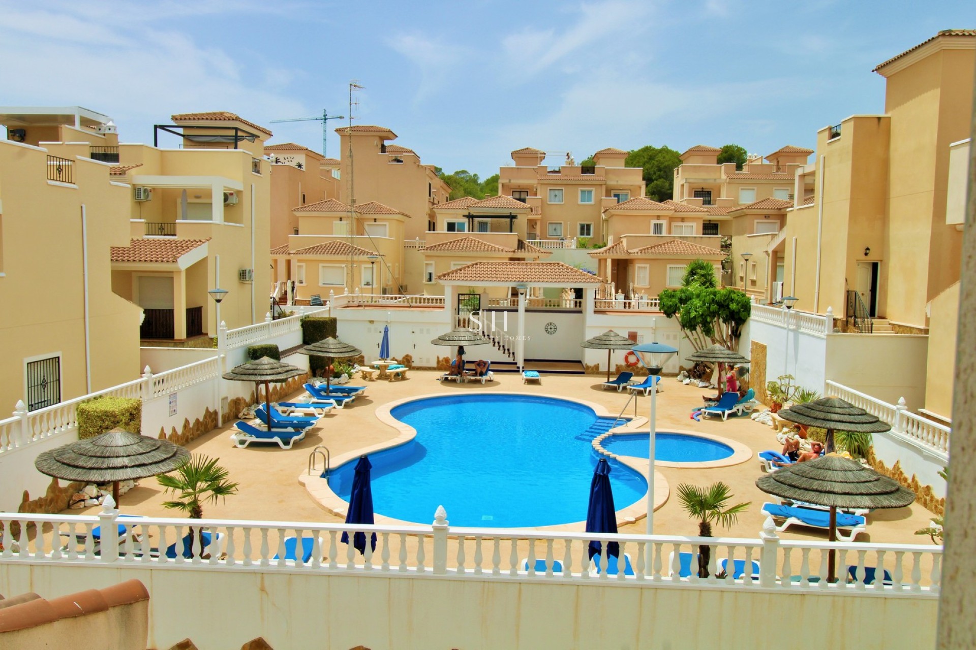 Resale - House - San Miguel de Salinas