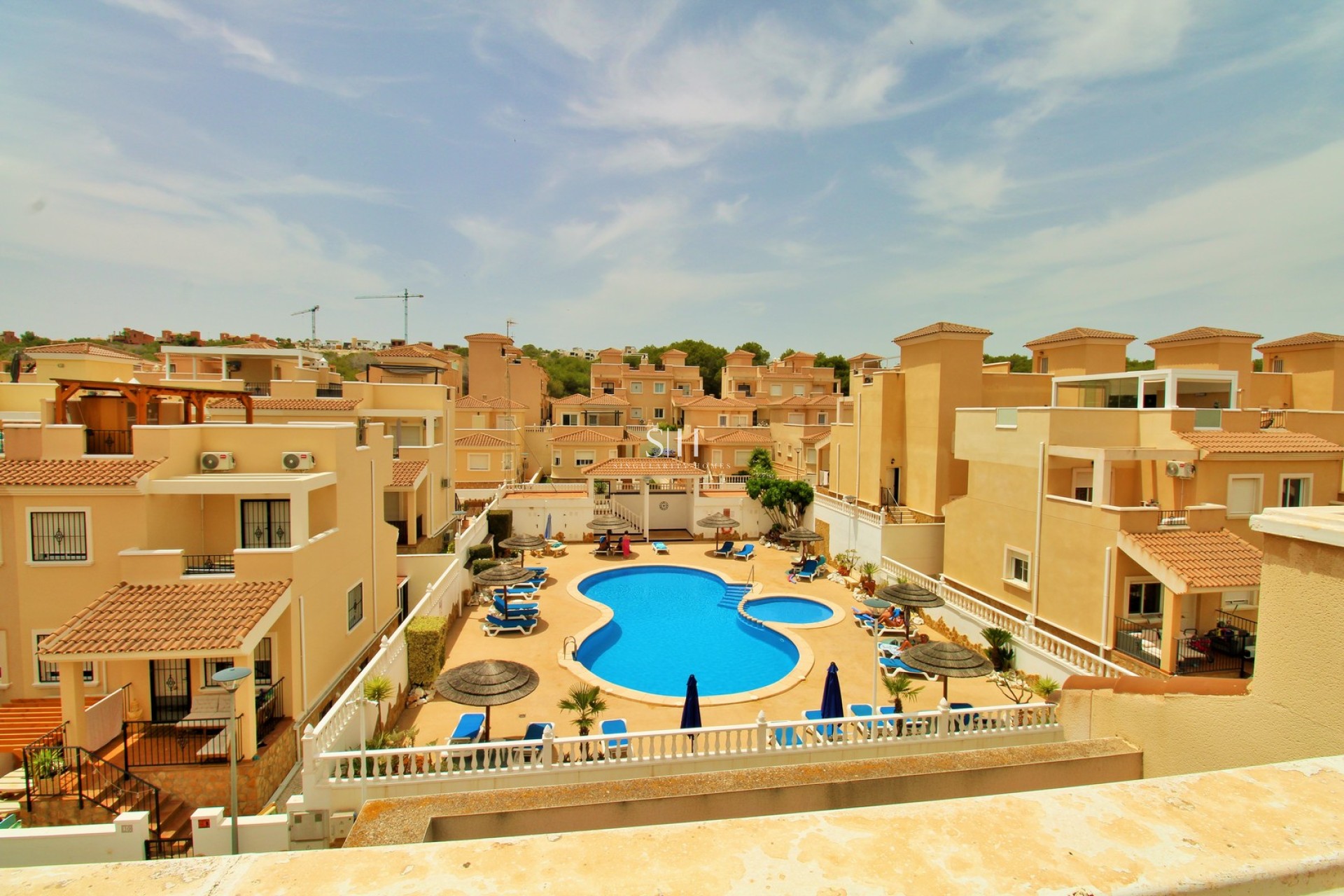 Resale - House - San Miguel de Salinas