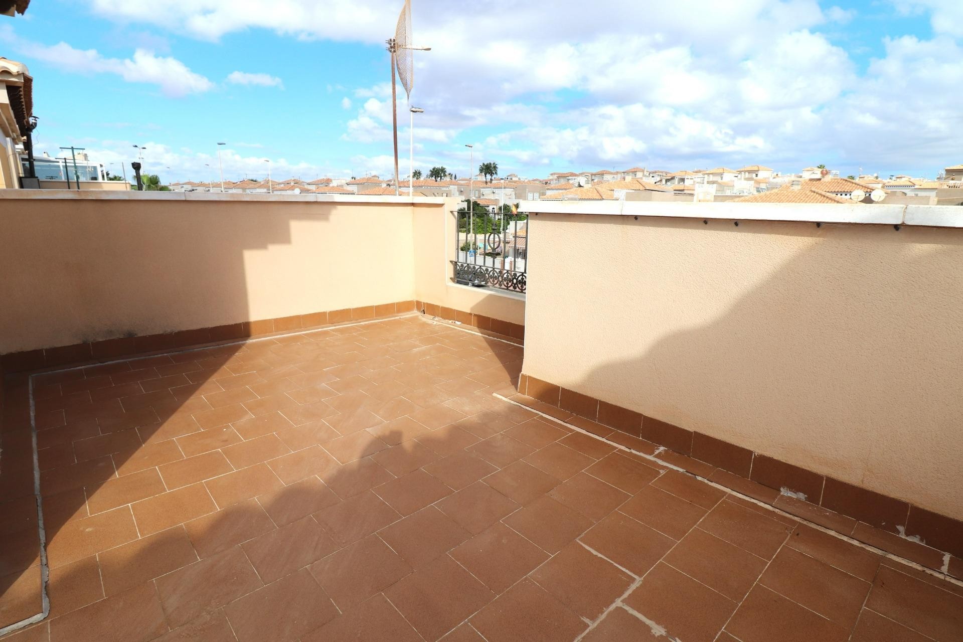 Resale - House - Torrevieja - Aguas nuevas 1