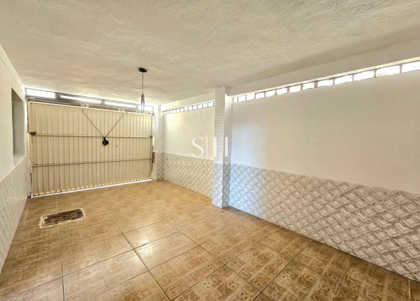 Resale - House - Torrevieja - Aguas Nuevas