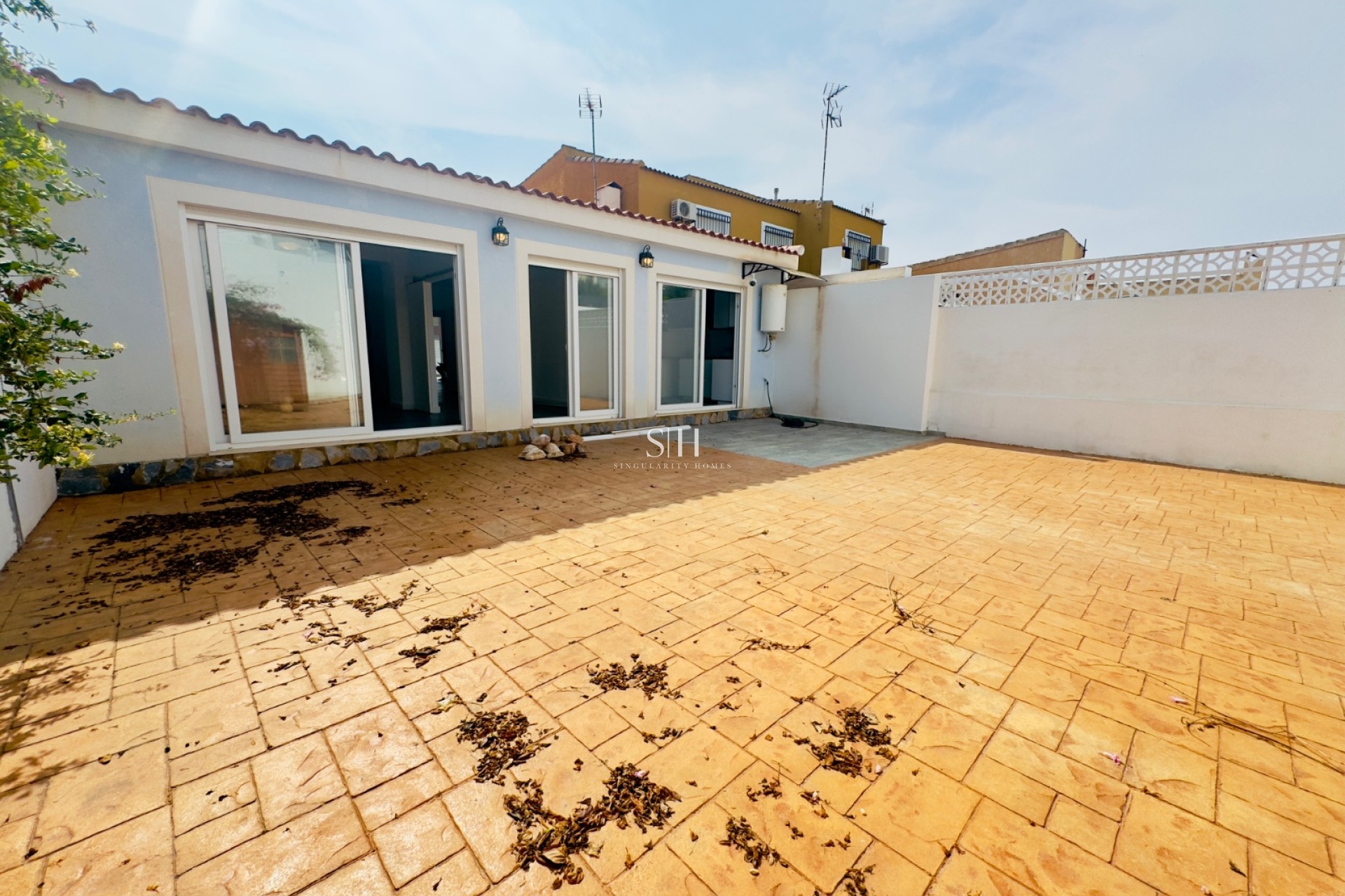 Resale - House - Torrevieja - Aguas Nuevas