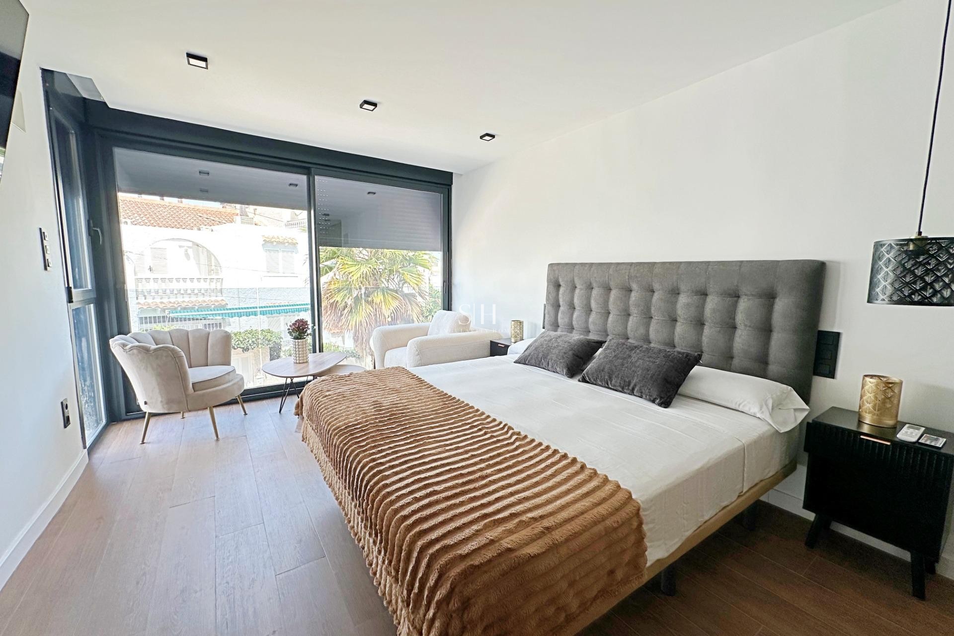 Resale - House - Torrevieja - aguas nuevas