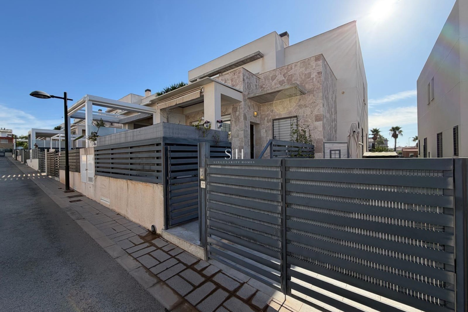 Resale - House - Torrevieja - aguas nuevas