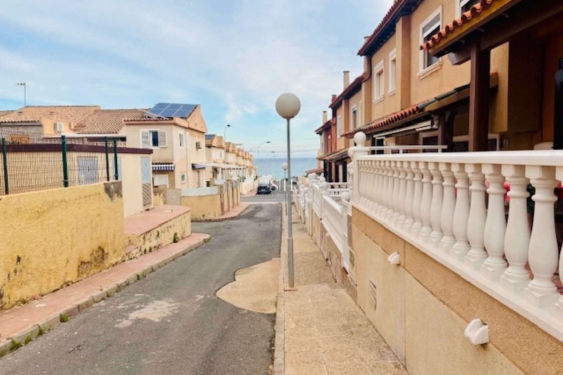 Resale - House - Torrevieja - Cabo Cervera