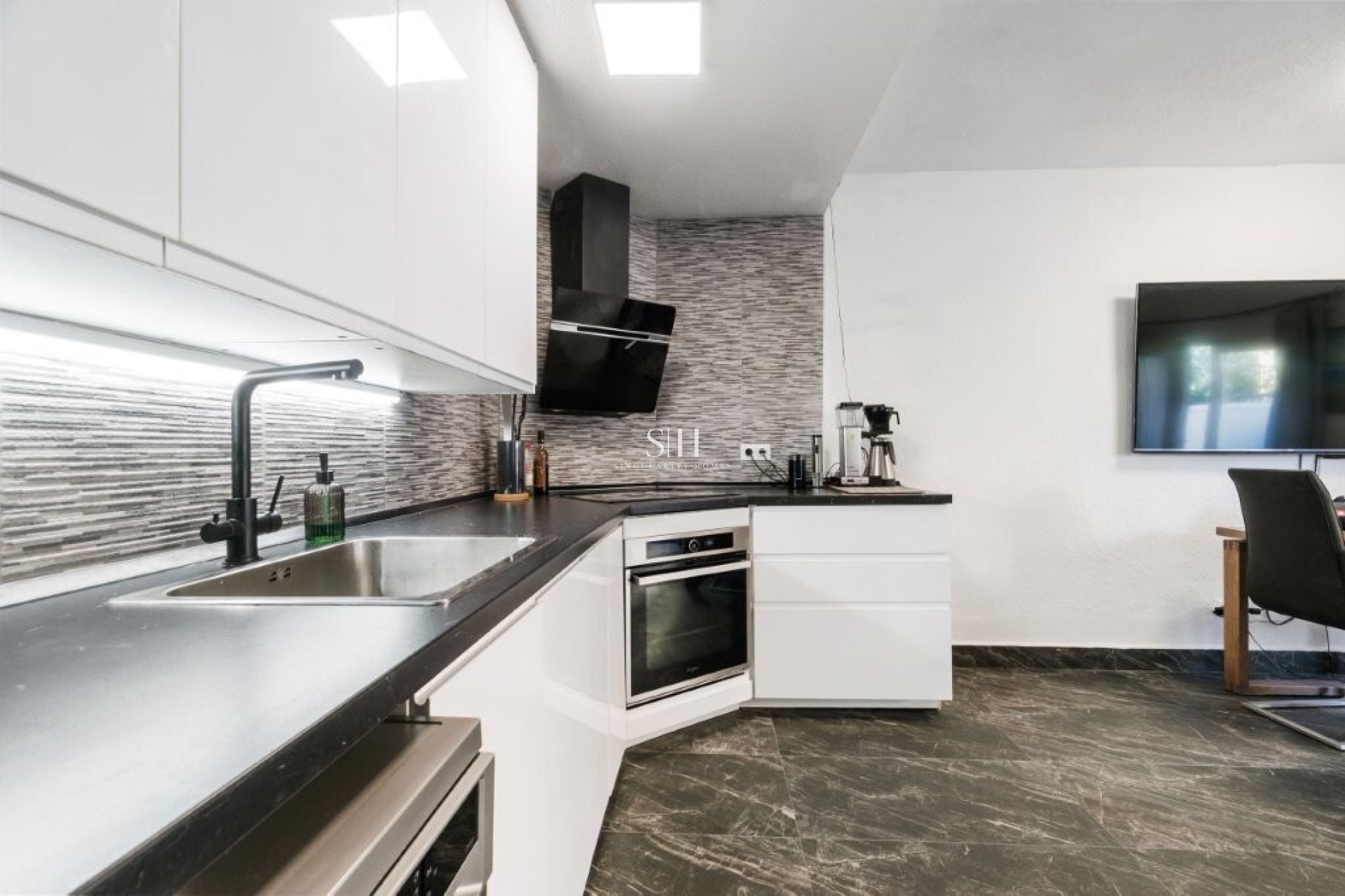 Resale - House - Torrevieja - Cabo Cervera