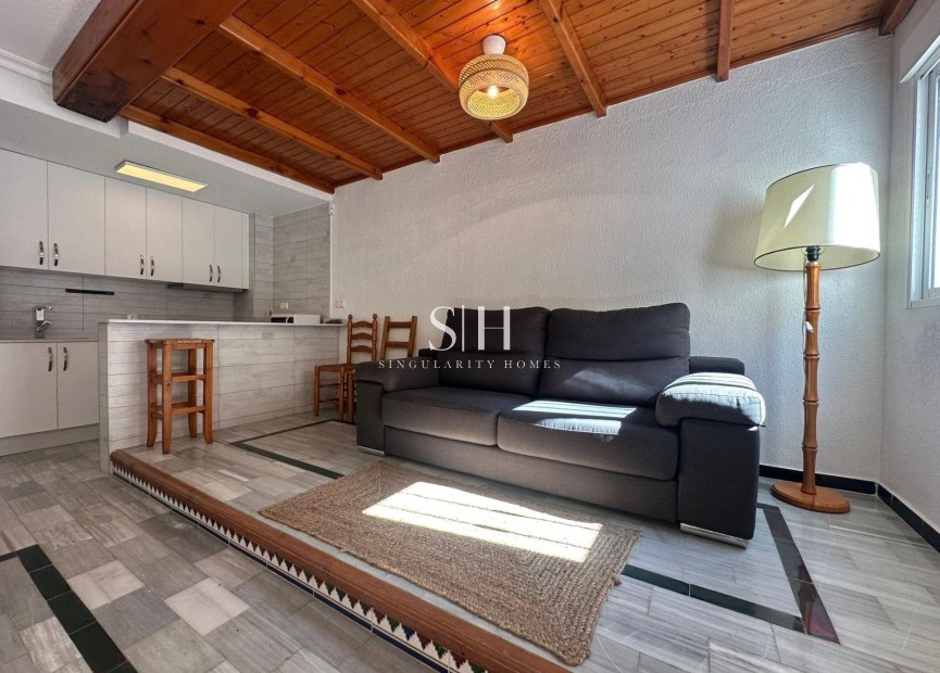Resale - House - Torrevieja - Cabo Cervera