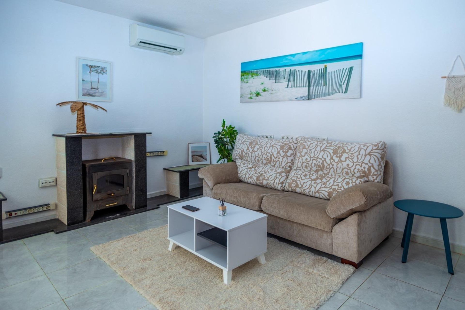 Resale - House - Torrevieja - Calas Blanca