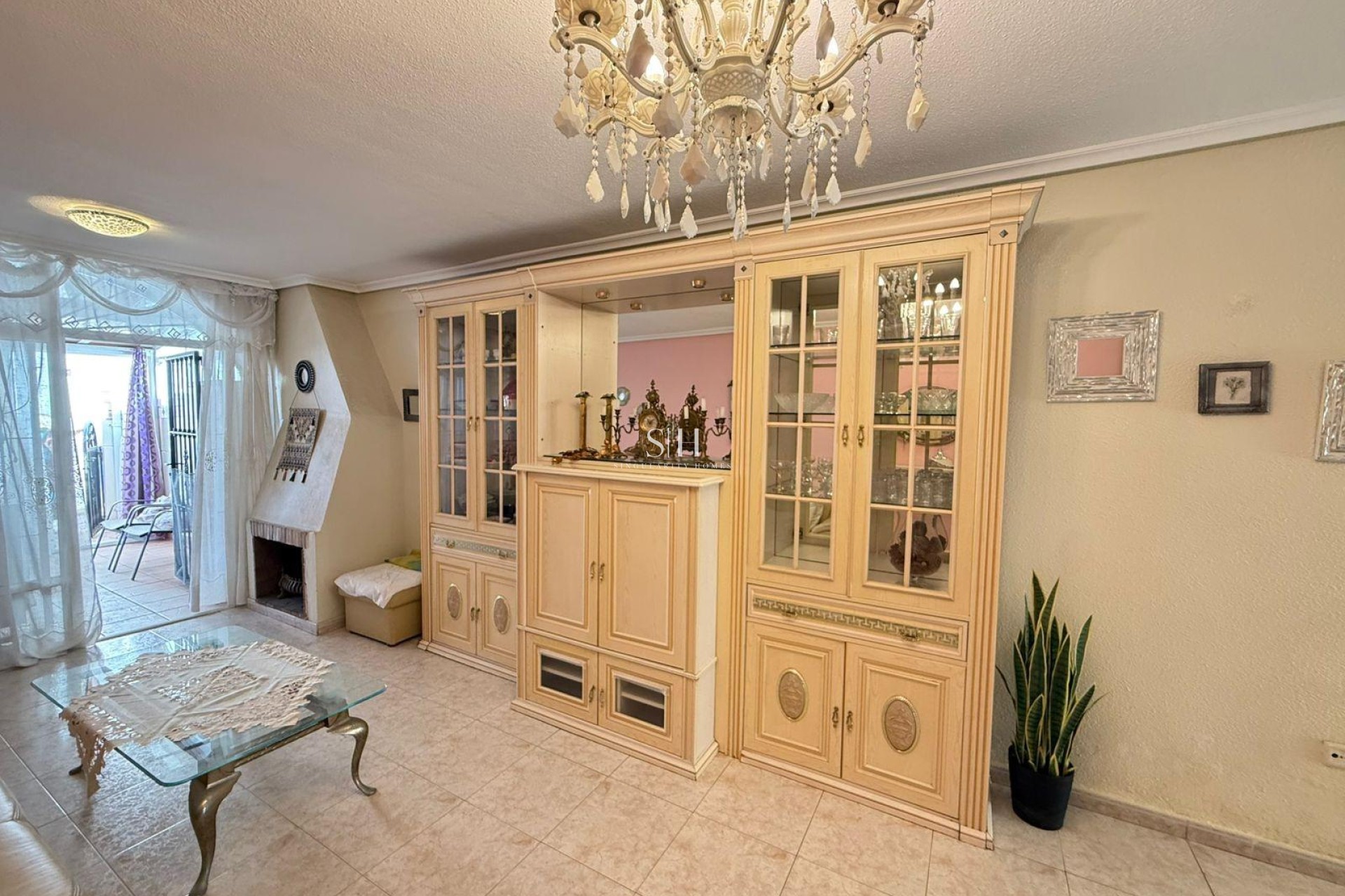 Resale - House - Torrevieja - Calas Blanca