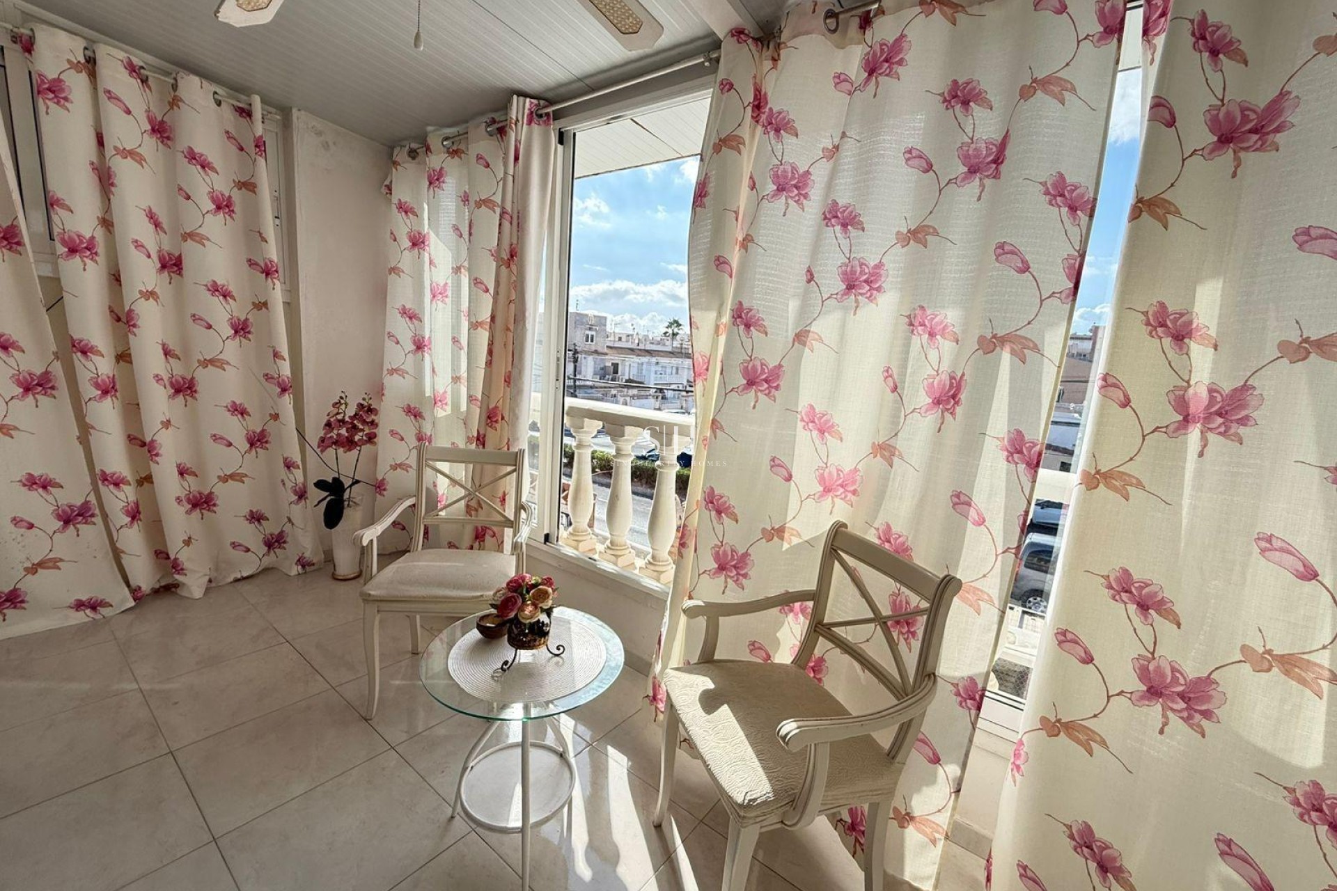 Resale - House - Torrevieja - Calas Blanca