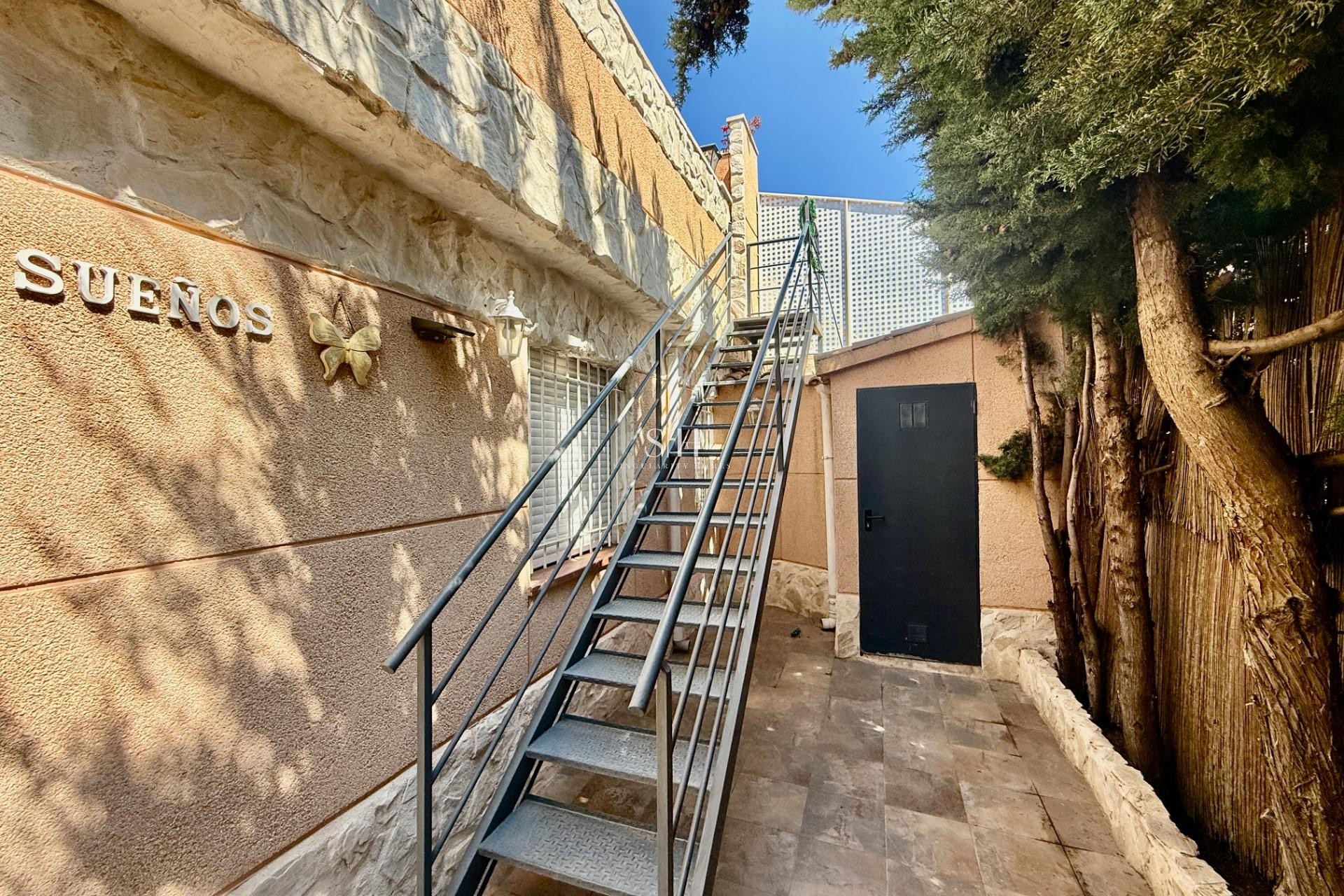 Resale - House - Torrevieja - Carrefour