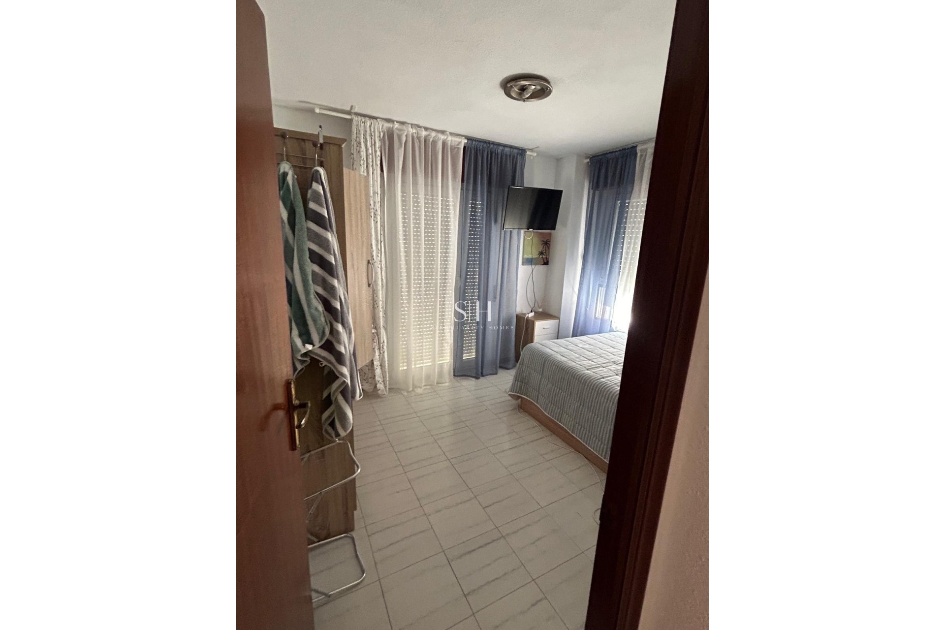 Resale - House - Torrevieja - Centro