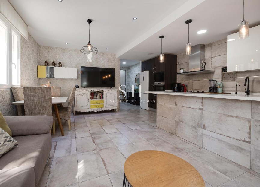 Resale - House - Torrevieja - Centro
