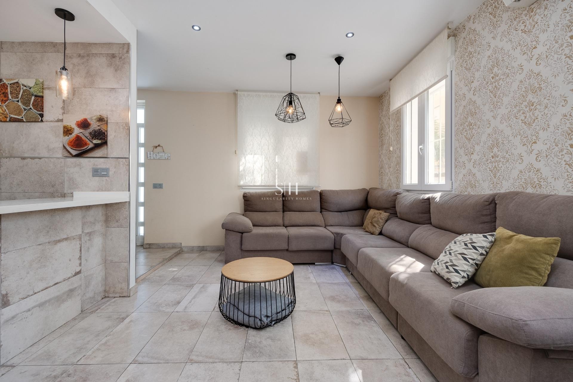 Resale - House - Torrevieja - Centro