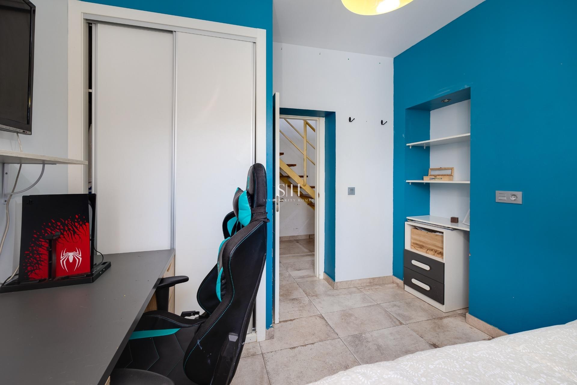 Resale - House - Torrevieja - Centro