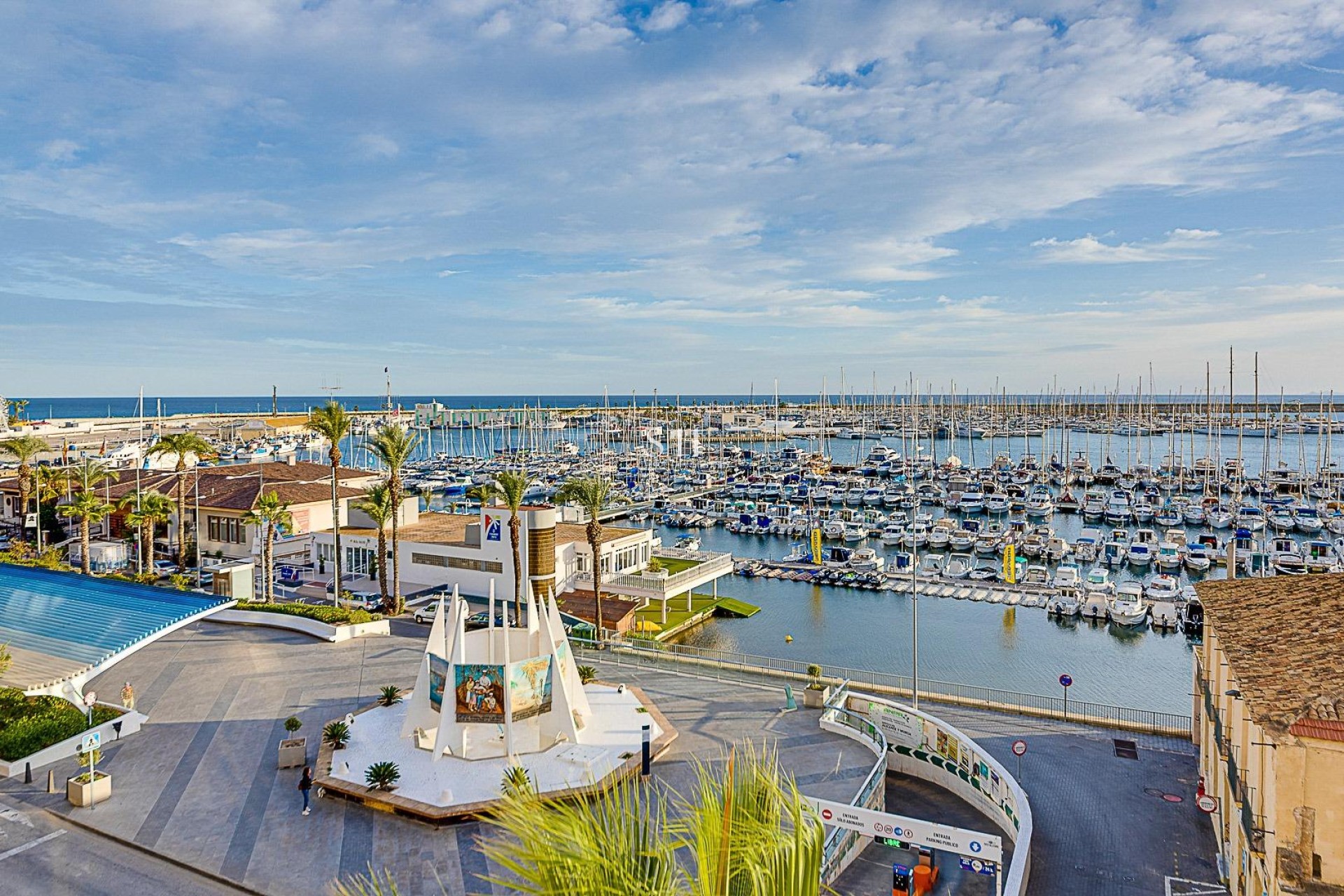Resale - House - Torrevieja - Centro
