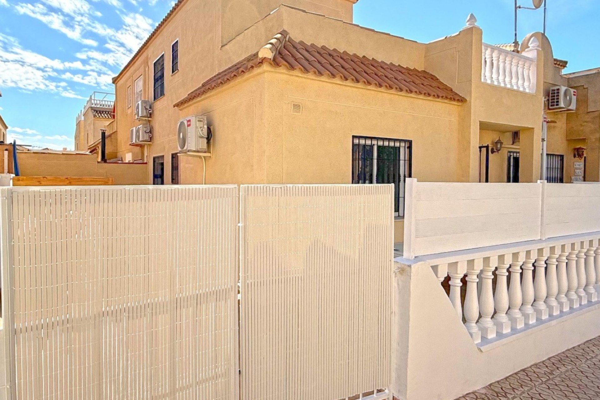 Resale - House - Torrevieja - Costa Blanca