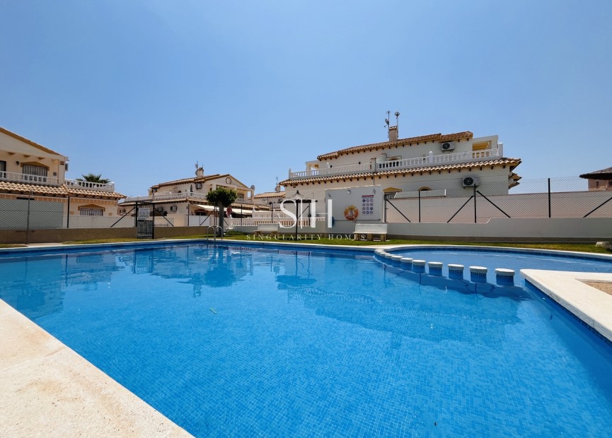 Resale - House - Torrevieja - Costa Blanca