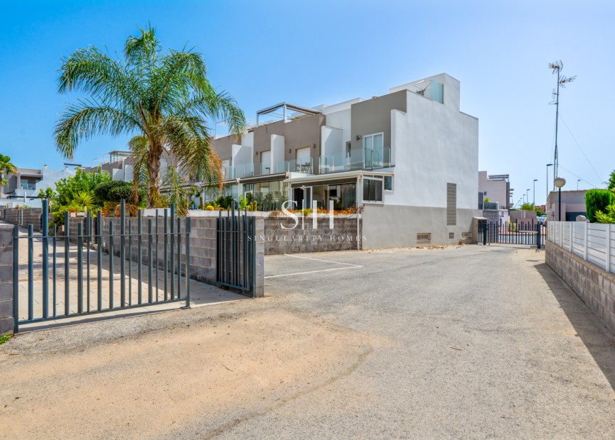 Resale - House - Torrevieja - Costa Blanca