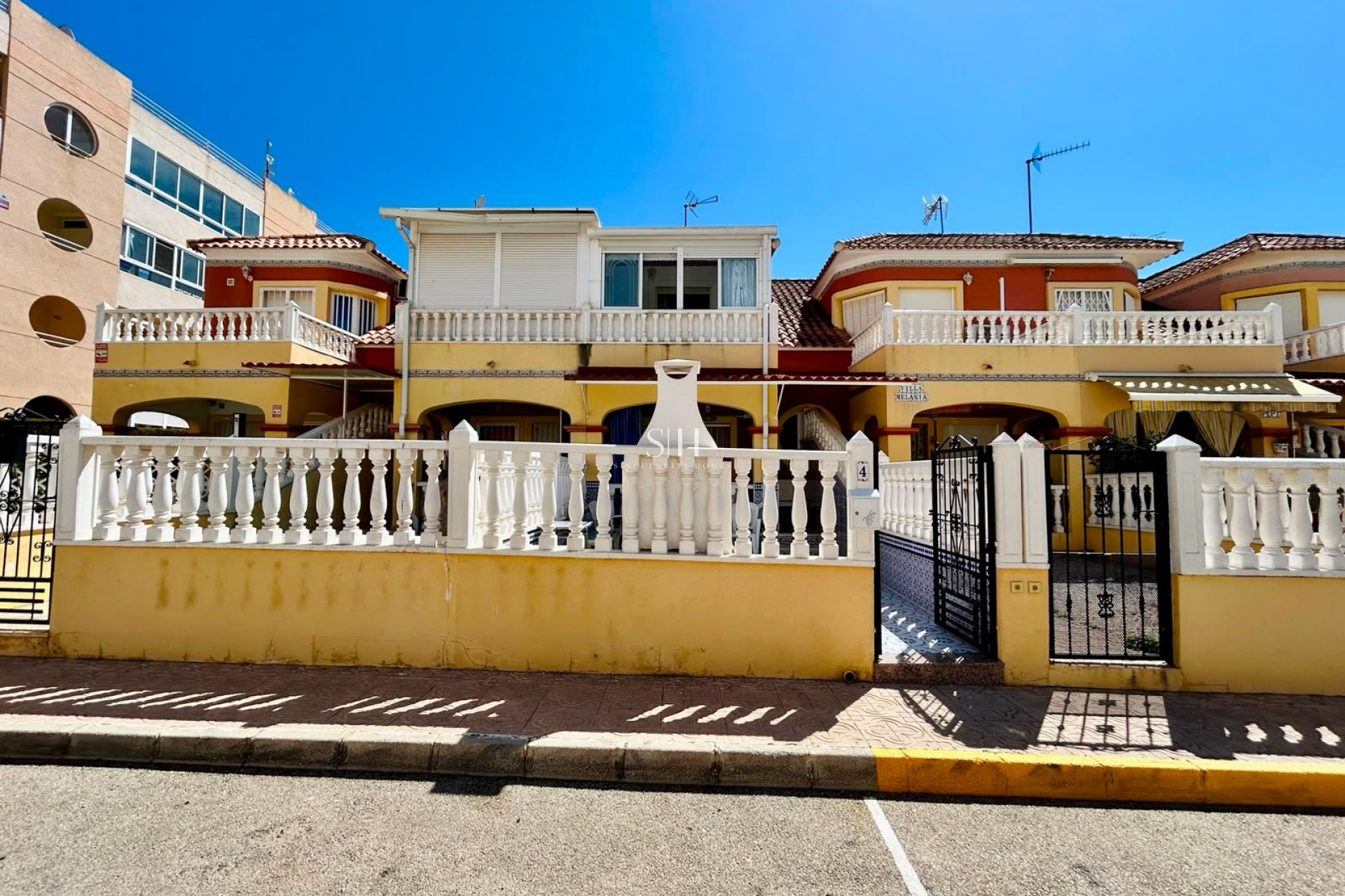 Resale - House - Torrevieja - Costa Blanca