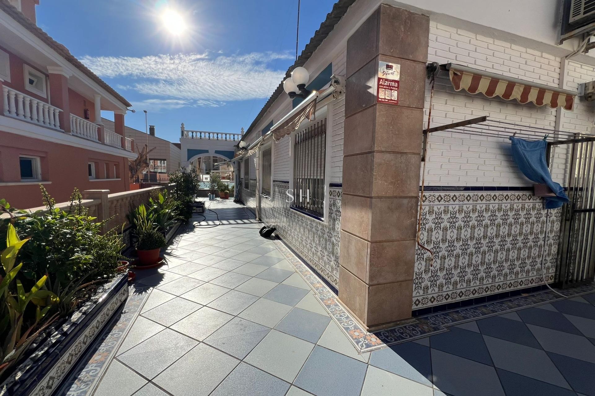 Resale - House - Torrevieja - La Mata