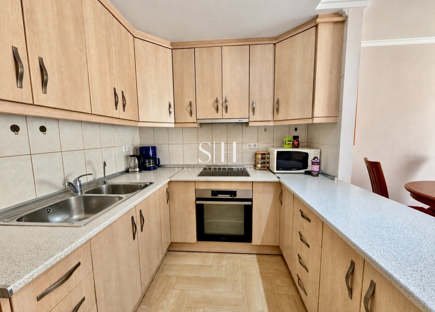 Resale - House - Torrevieja - La Siesta/ El Chaparral