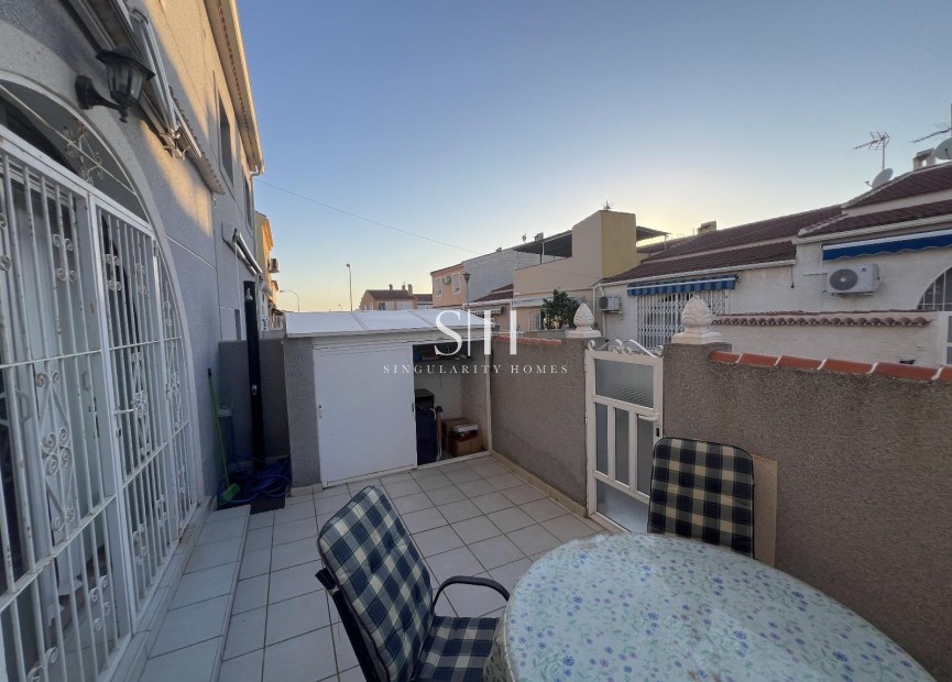 Resale - House - Torrevieja - La Siesta - El Salado - Torreta