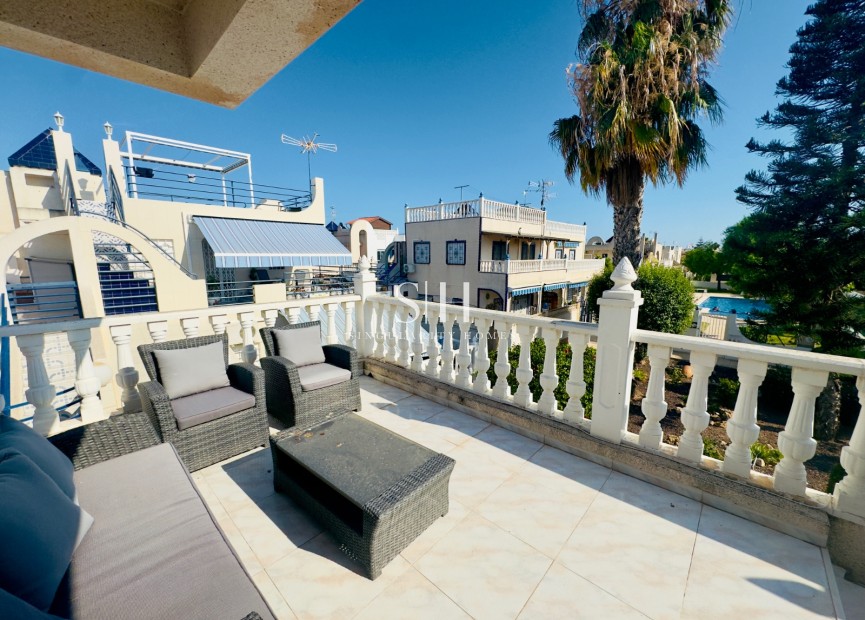 Resale - House - Torrevieja - La siesta