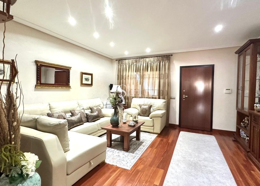 Resale - House - Torrevieja - La siesta