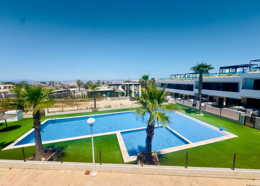 Resale - House - Torrevieja - Los altos