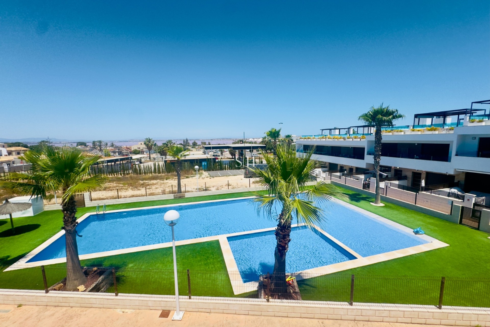 Resale - House - Torrevieja - Los altos