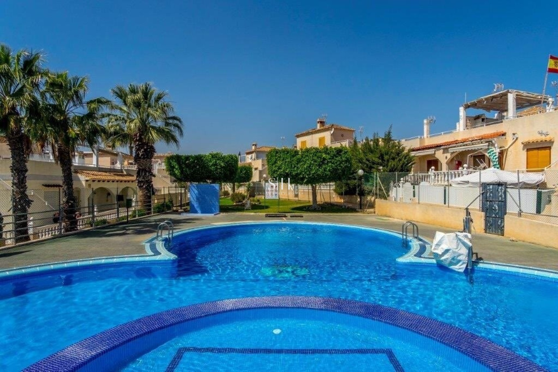 Resale - House - Torrevieja - Los altos