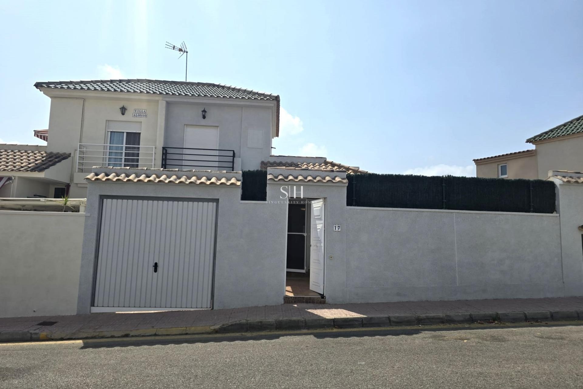 Resale - House - Torrevieja - Los altos
