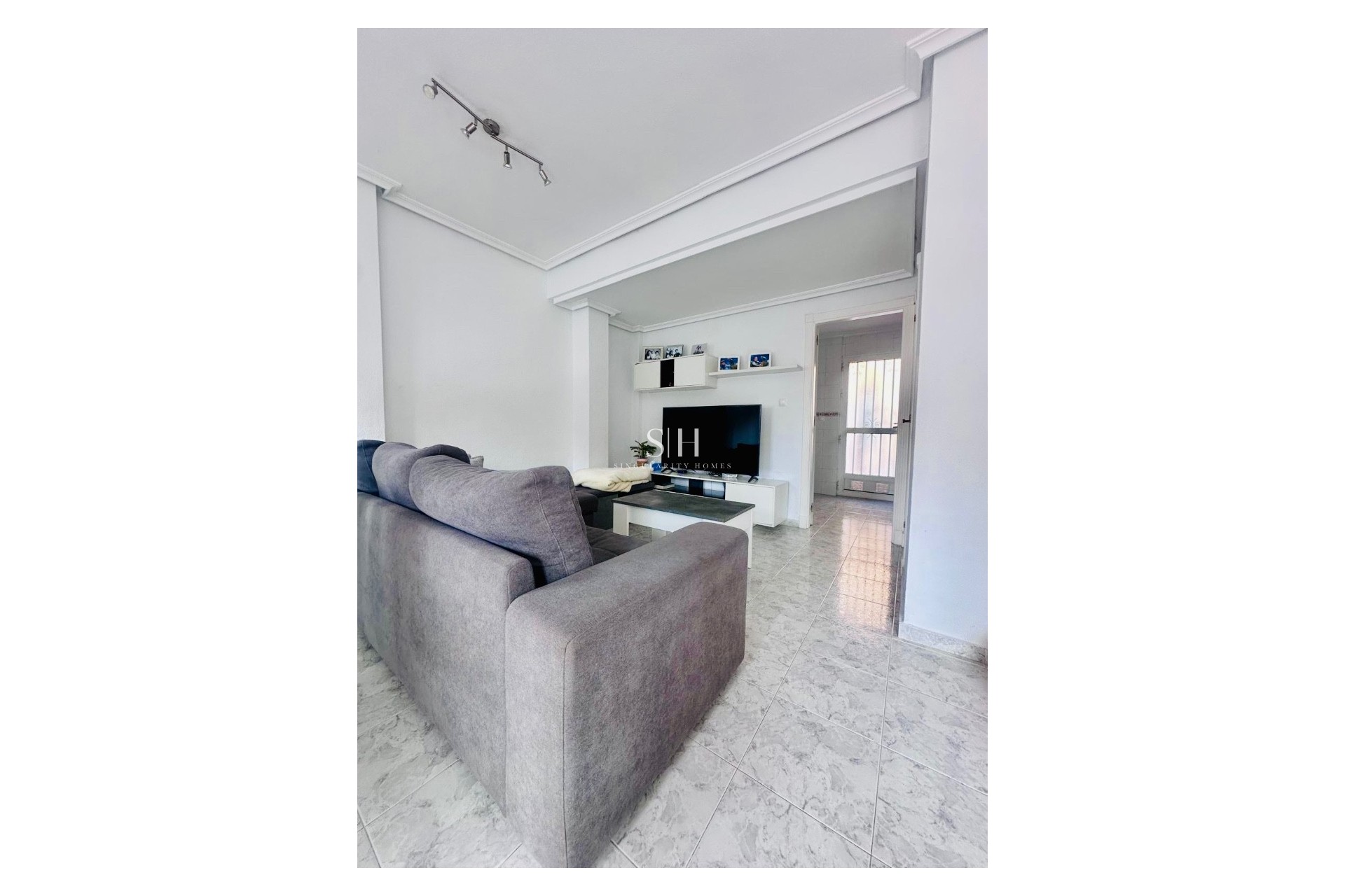 Resale - House - Torrevieja - Los Frutales