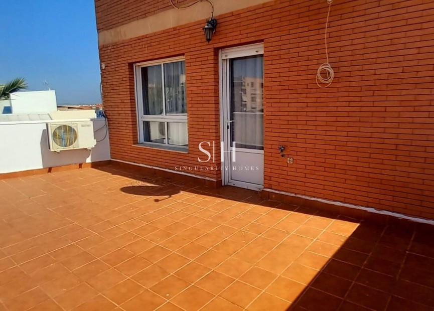Resale - House - Torrevieja - Nueva Torrevieja