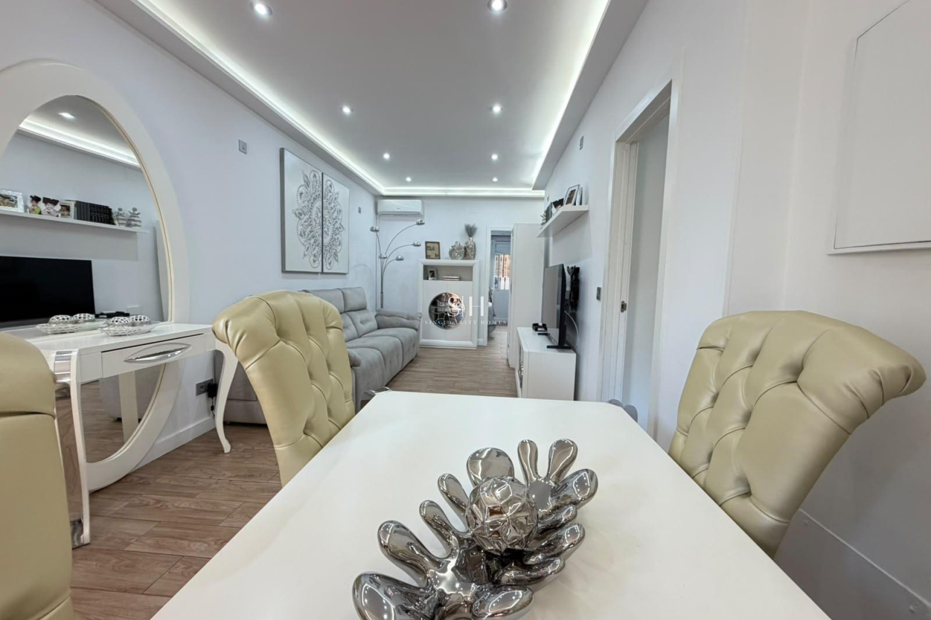 Resale - House - Torrevieja - Nueva Torrevieja