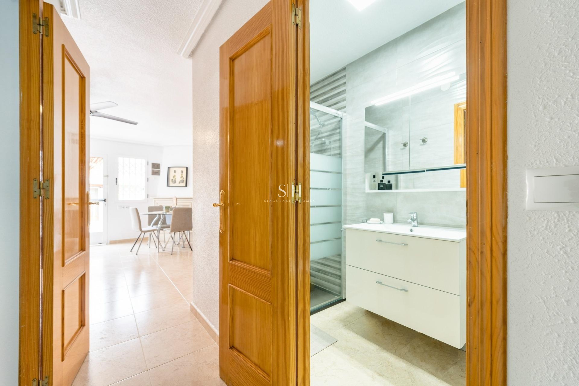 Resale - House - Torrevieja - Playa De Los Naufragos