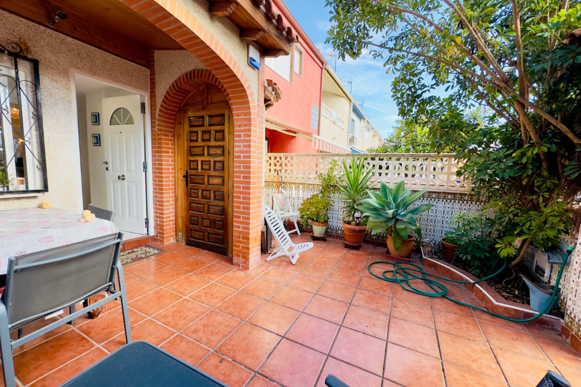 Resale - House - Torrevieja - Playa de los Naufragos