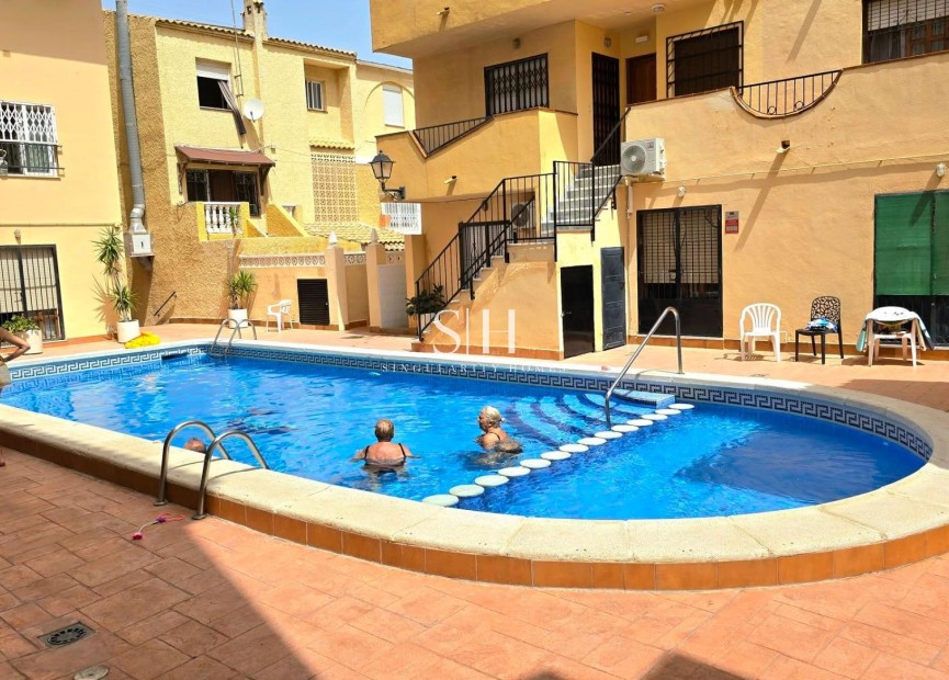 Resale - House - Torrevieja - Playa del Cura