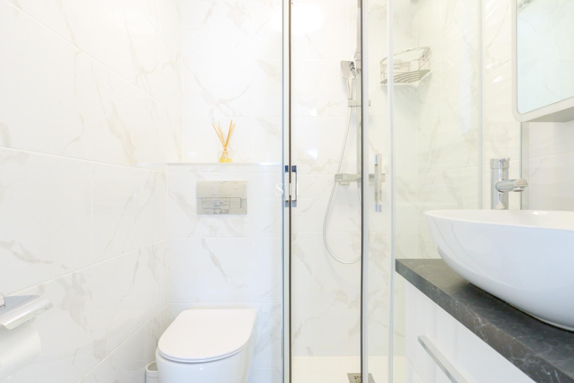 Resale - House - Torrevieja - Punta prima