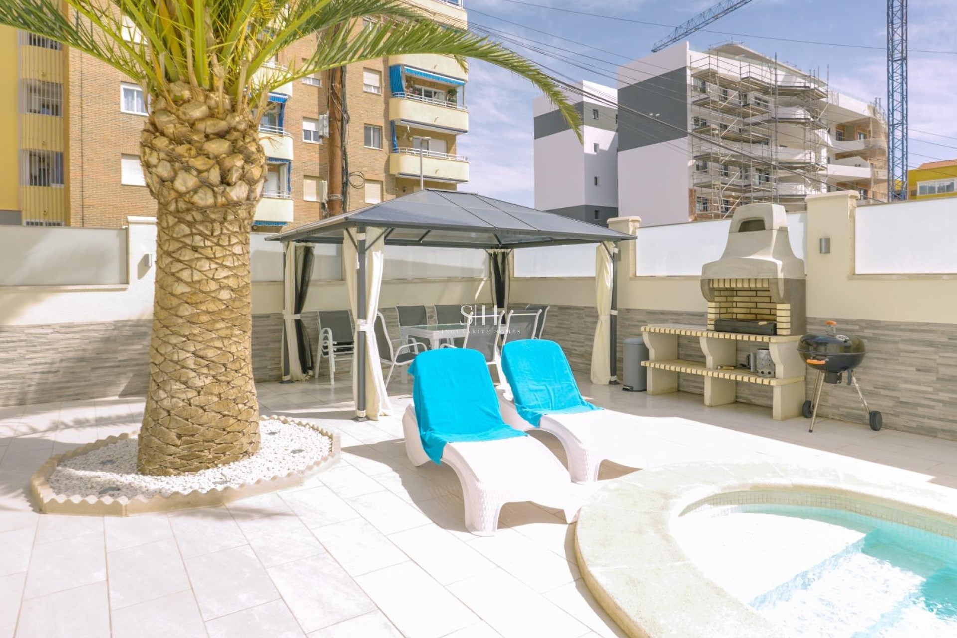Resale - House - Torrevieja - Punta prima