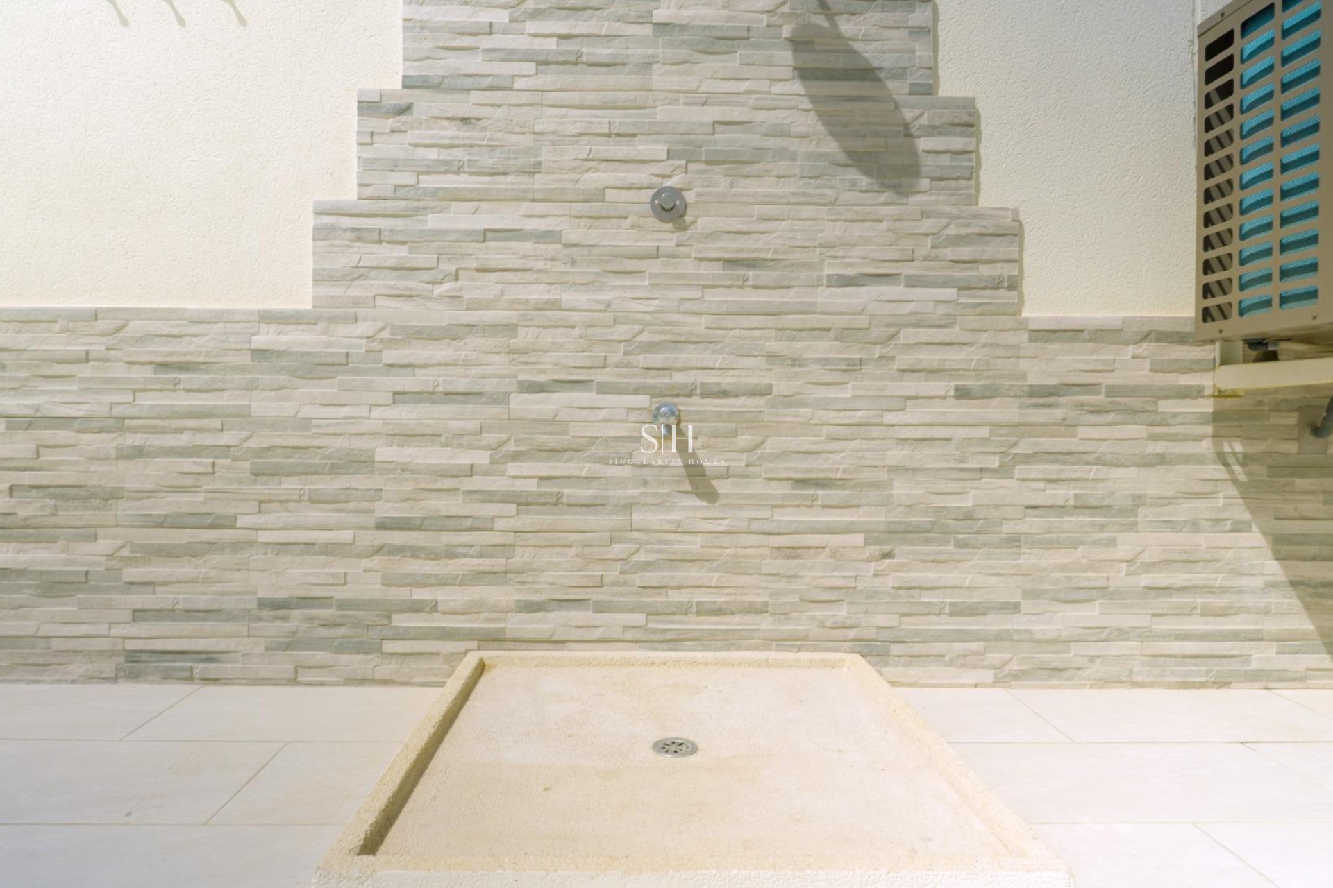 Resale - House - Torrevieja - Punta prima